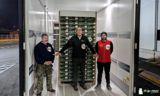 Jesús Fuentes, SAE, con la carga de hortalizas para los afectados de la DANA en Valencia / agroautentico.com