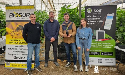Miembros de los equipos de Rijk Zwaan, Biosur e Ikos con el anfitrión, Rafael Carretero / agroautentico.com