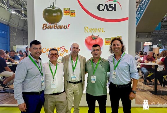 CASI presume de sus tomates Premios Sabor del Año