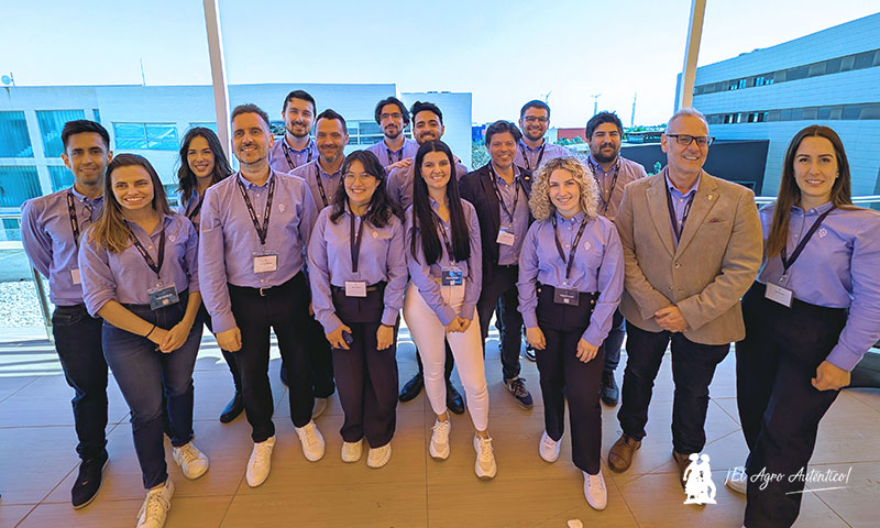 Foto de familia de Beyond Seeds Biotech Group / agroautentico.com