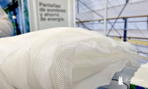 Svensson lanza una nueva malla antiplagas ideal para el invernadero tipo Almería 3
