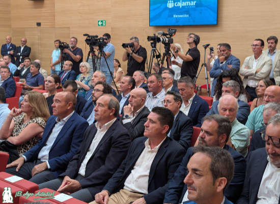 Cooperativas en el aniversario de la Estación Experimental de Cajamar. 50 años / agroautentico.com
