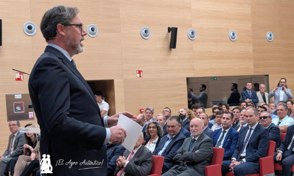 David Baños en la inauguración del nuevo edificio de la Estación Experimental Las Palmerillas de Cajamar / agroautentico.com