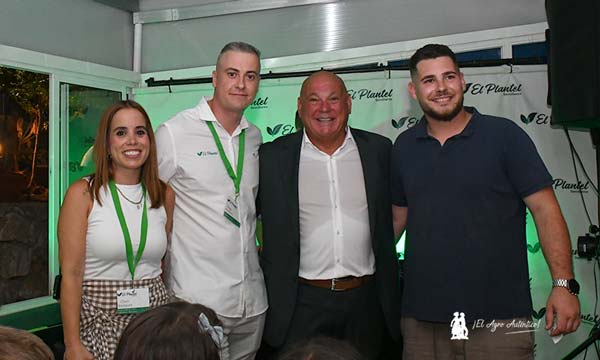 Velada entre amigos para agradecer el trabajo del agricultor de la costa de Granada 12