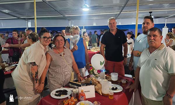 Velada entre amigos para agradecer el trabajo del agricultor de la costa de Granada 15