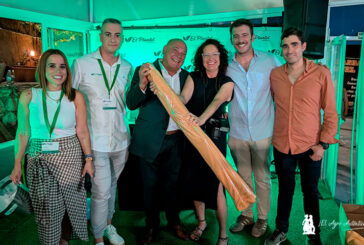 Velada entre amigos para agradecer el trabajo del agricultor de la costa de Granada