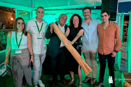 Velada entre amigos para agradecer el trabajo del agricultor de la costa de Granada
