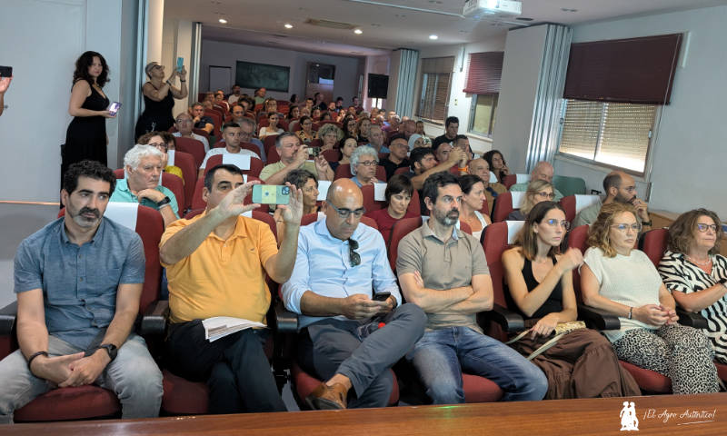 Vespiformis y sobre todo Megalops, grandes protagonistas en la jornada sobre Parvispinus celebrada en Ifapa-La Mojonera / agroautentico.com