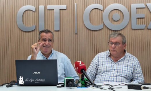 Luis Miguel Fernández y Juan Antonio González, gerente y presidente de Coexphal, respectivamente / agroautentico.com