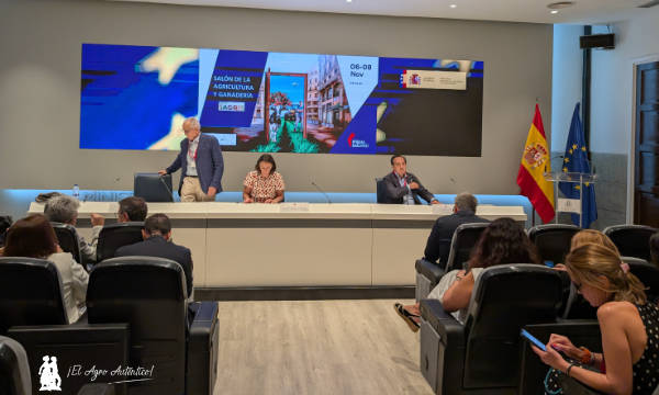 Salón Agricultura española en el MAPA / agroautentico.com