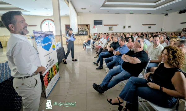Evento de Brandon con agricultores y técnicos en El Ejido (Almería) / agroautentico.com