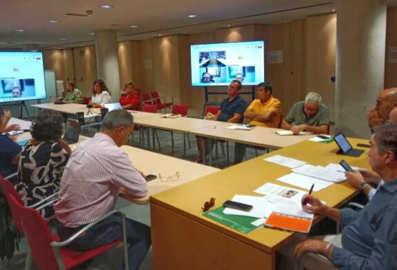 Coag reclama autorización excepcional de materias activas frente a araña roja y parvispinus