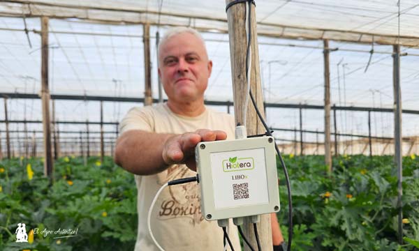 José Fernández Lozano, agricultor que ha tramitado su equipo de Hiotera a través del Kit Digital / agroautentico.com