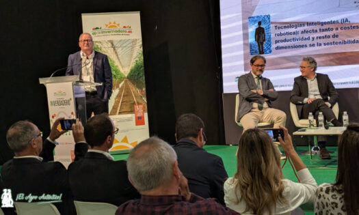 Juan Carlos Pérez Mesa en Esdeinvernadero.es / agroautentico.com