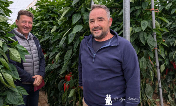José Luis Ruipérez con el agricultor Ernesto / agroautentico.com