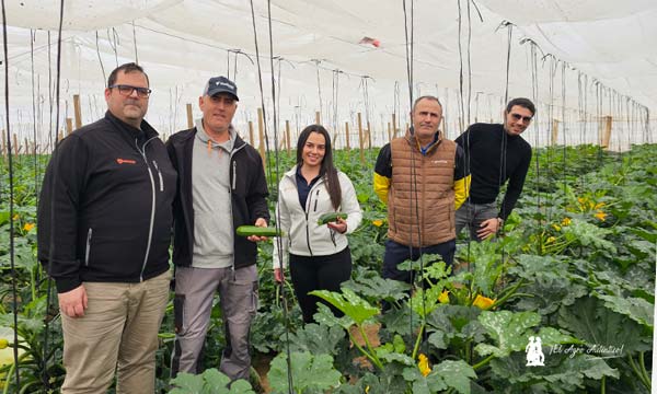 Con Naturinda en la finca de los hermanos Cara / agroautentico.com
