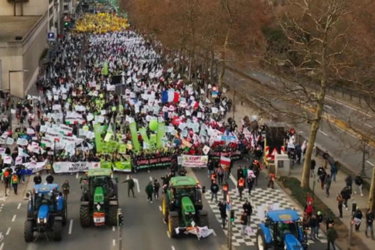 X (antiguo Twitter) visibiliza las protestas agrícolas como ninguna otra red