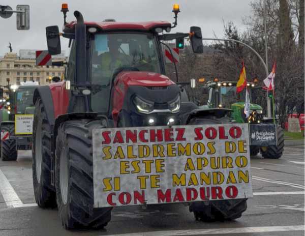 Tractorada en Madrid recorriendo la Castellana / agroautentico.com