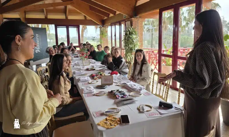 El bordado como metáfora del trabajo en el campo