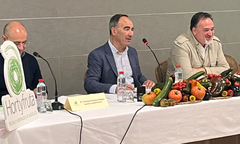 Juan Tomás Cano es reelegido presidente de Hortyfruta