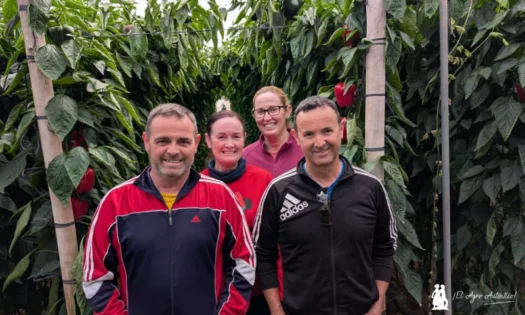 Los hermanos Martos en las puertas abiertas de pimiento Vigilante / agroautentico.com