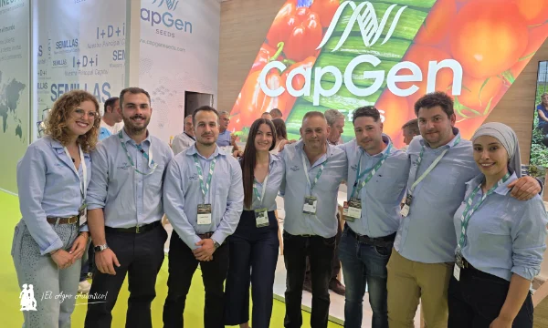 CapGen en Níjar por partida doble charla sobre parvispinus y stand con nuevas variedades 2