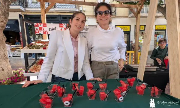 Degustación de tomate y también de sandía en el stand de CASI en Vrutal 2026 / agroautentico.com