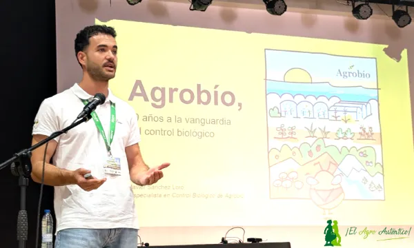 Javier Sánchez Loro, especialista en control biológico en Agrobío / agroautentico.com
