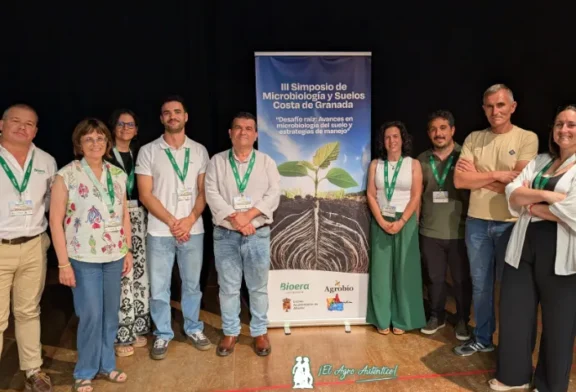 Extractos de compost, micorrizas, bacterias y nematodos entomopatógenos en el Simposio de Albuñol