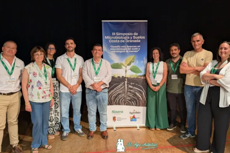 Extractos de compost, micorrizas, bacterias y nematodos entomopatógenos en el Simposio de Albuñol