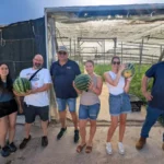 Técnicos de Cohorsan con la nueva sandía Paladar / agroautentico.com