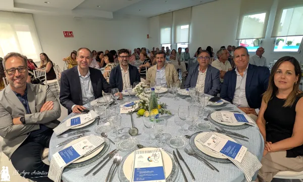 Coexphal, Cajamar y ayuntamiento de Roquetas de Mar / agroautentico.com