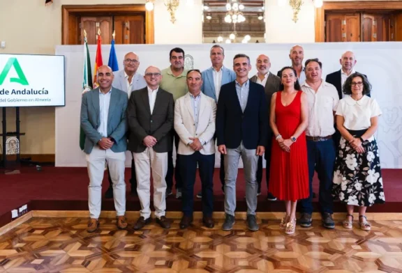 Hortyfruta y Junta firman un acuerdo para estudiar la evolución de precios y mercados