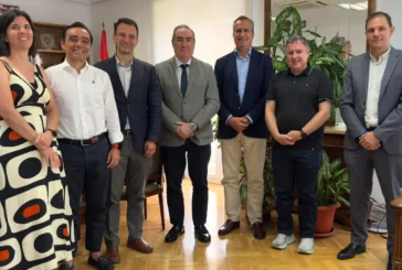 Coexphal explica al Ministerio que el campo se queda sin herramientas fitosanitarias