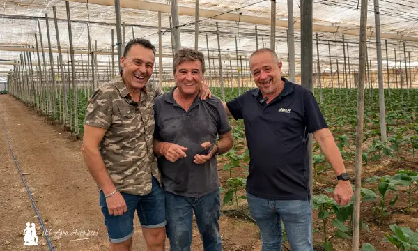 Paco Fernández, José Luis Callejón y José Luis González Vaca en una finca tratada con Insider / agroautentico.com