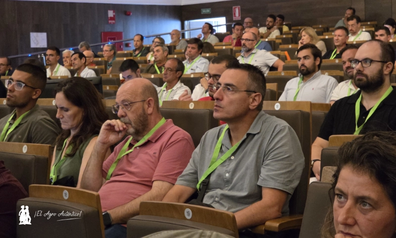 I Congreso de Aguacate en Motril. Organiza Granada más / agroautentico.com