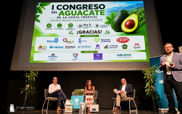 Mesa redonda con Ramón Gil, Las Palmerillas; Cristina Tenorio, WAO; y Juan Antonio Reyes Gutiérrez / agroautentico.com