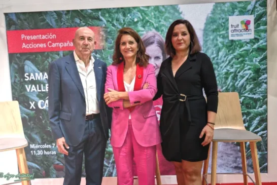 Samantha Vallejo-Nágera populariza el tomate de CASI entre los famosos