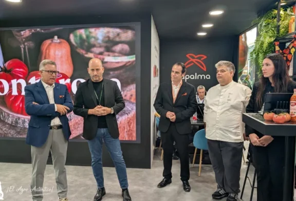 Monterosa amplía su universo con el lanzamiento de su nuevo gazpacho rosa