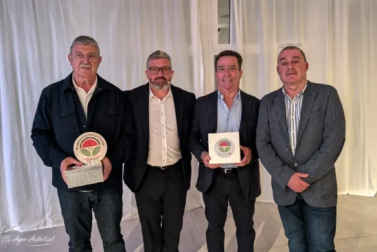 La II Gala del Club de Productores de Fashion homenajea a Miguel Barbero