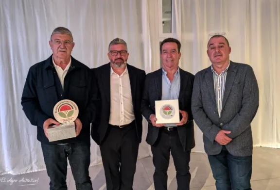 La II Gala del Club de Productores de Fashion homenajea a Miguel Barbero