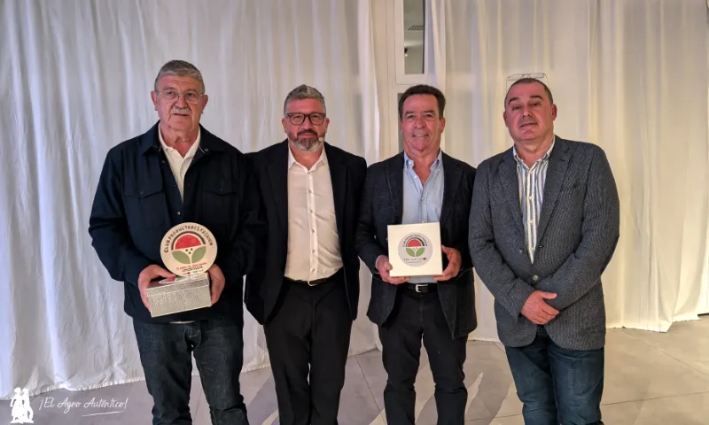 La II Gala del Club de Productores de Fashion homenajea a Miguel Barbero