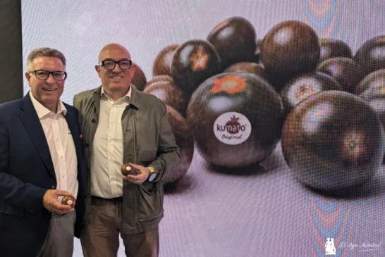 Kumato y La Palma sellan un matrimonio en torno al tomate