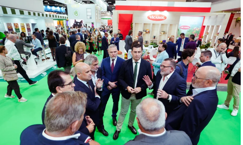Diputación y Sabores Almería arropan al agro almeriense en Fruit Attraction