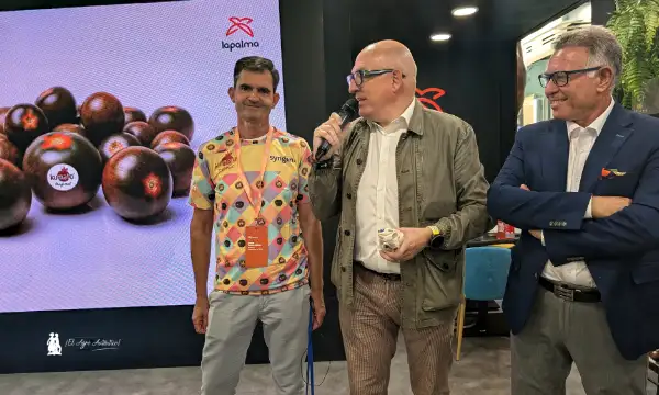 Tomate Kumato y cooperativa La Palma Granada en Fruit Attraction 2026 / agroautentico.com